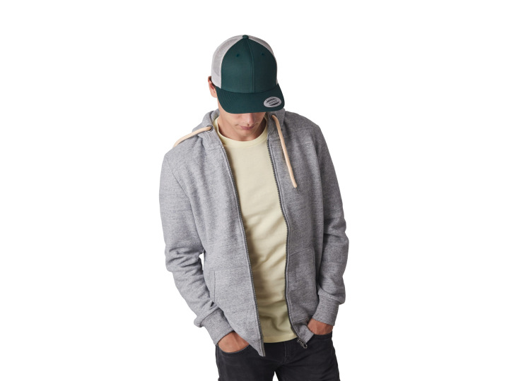 KP912  Casquette Trucker modèle rétro  6 panneaux